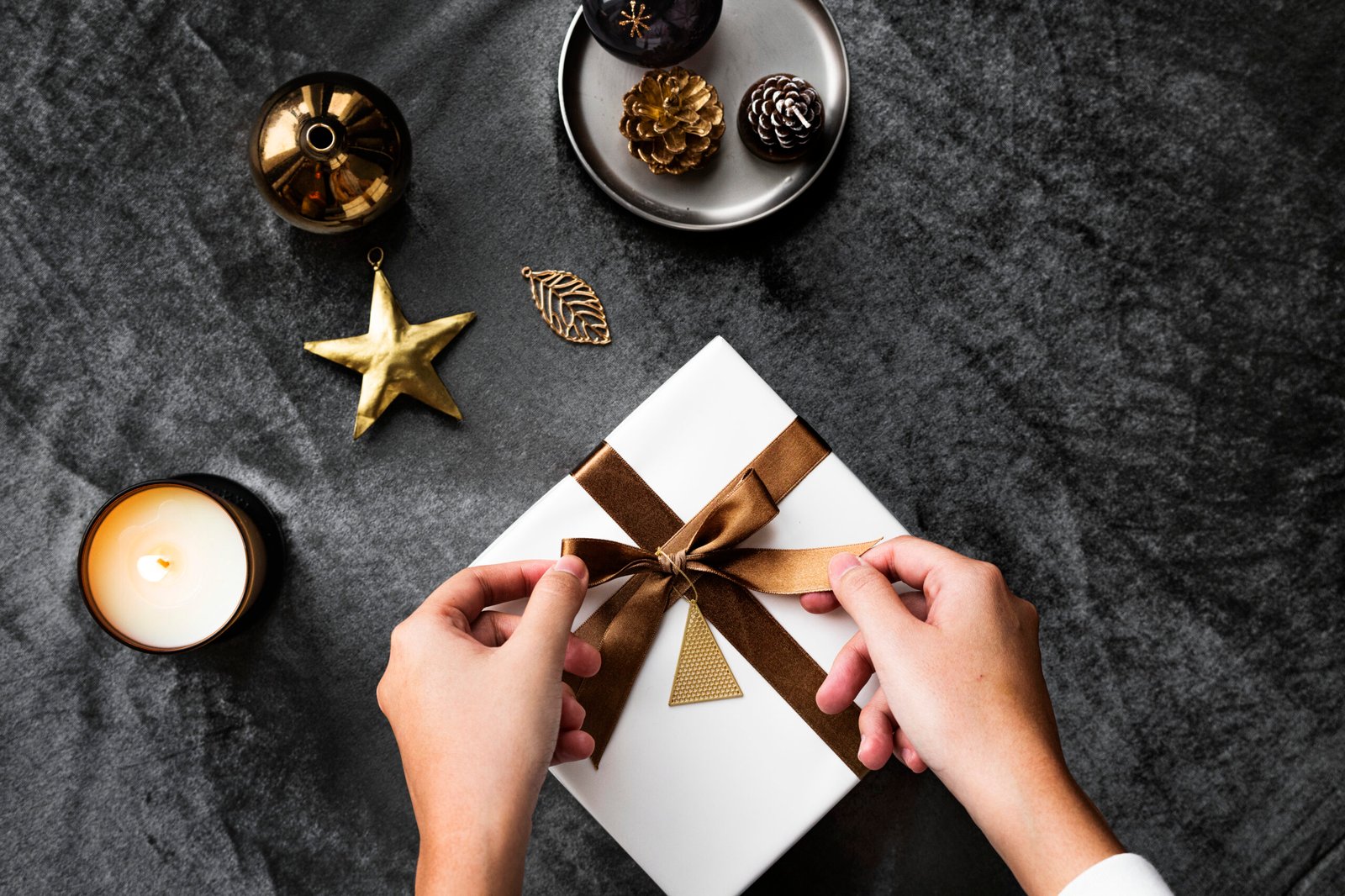 Wrapping gourmet gift box